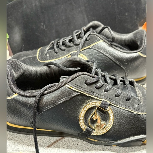 Vintage Black Baby Phat Shoes with Gold Accent - Picture 3 of 9